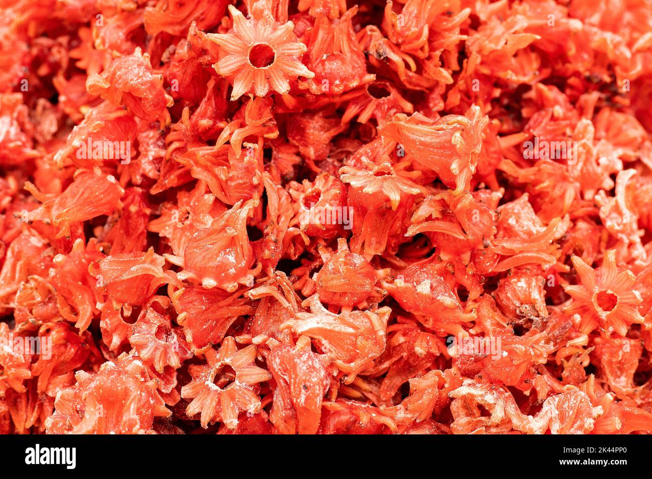Fleurs d'hibiscus séchées et déshydratées au marché aux puces Banque D'Images