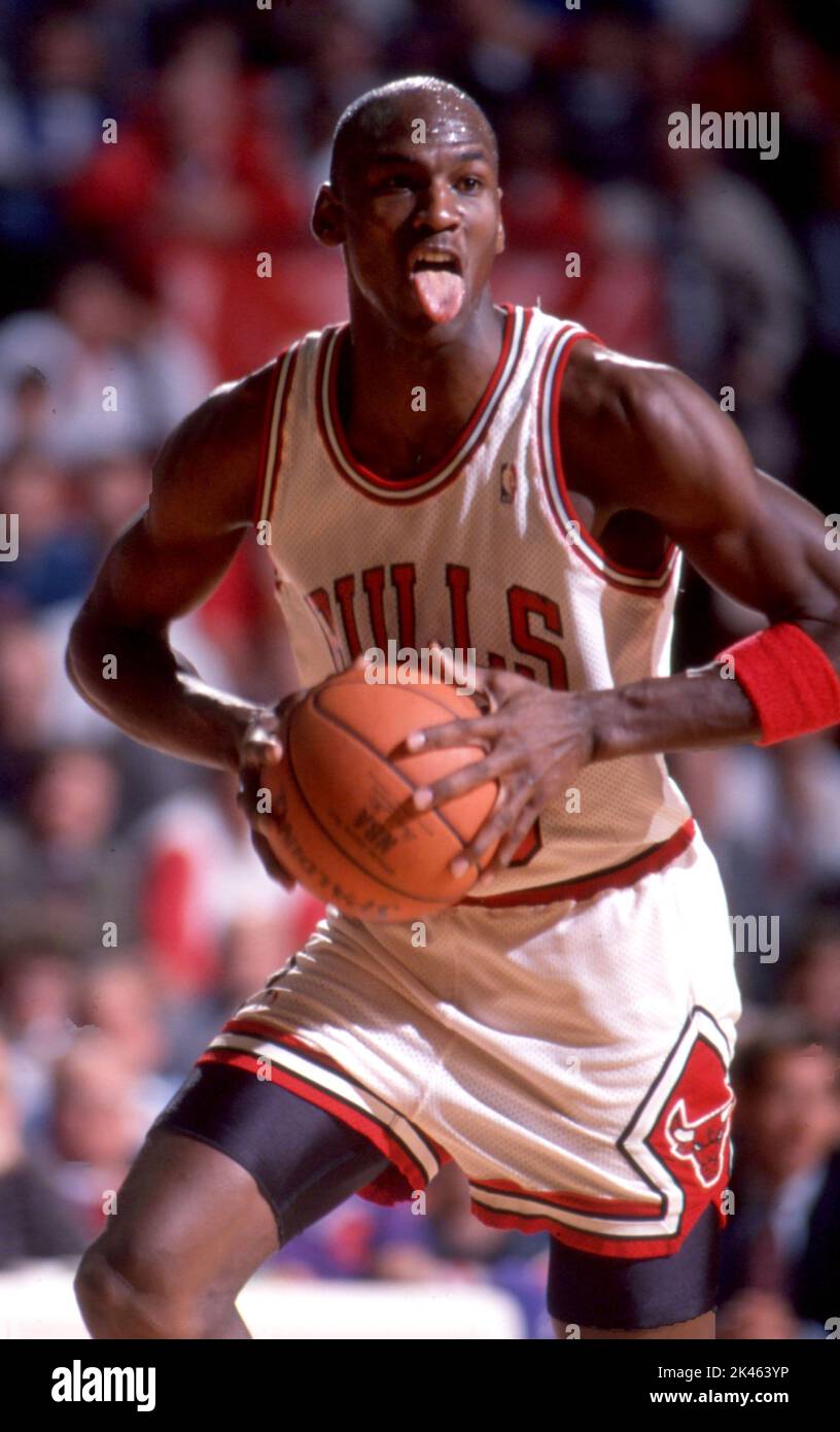 La superstar de la NBA Michael Jordan des Chicago Bulls en action en 1990. Banque D'Images