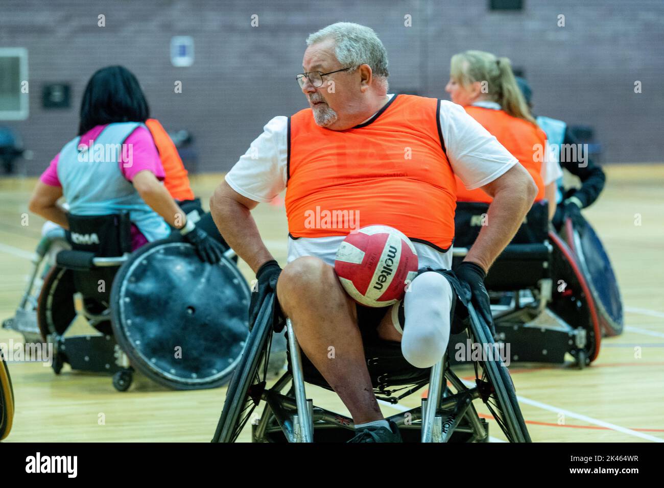 Brentwood, Royaume-Uni. 30th septembre 2022. Brentwood Essex 30th septembre 2022 la Journée de rugby et de cricket en fauteuil roulant de l'Association des sans-hommes (parrainée par BBK), qui s'est tenue au Brentwood Centre, Brentwood Essex, a donné aux victimes de la perte d'un membre l'occasion d'essayer le rugby en fauteuil roulant et le cricket en fauteuil roulant ainsi que de rencontrer des personnes ayant des handicaps similaires crédit : Ian Davidson/Alay Live News Banque D'Images