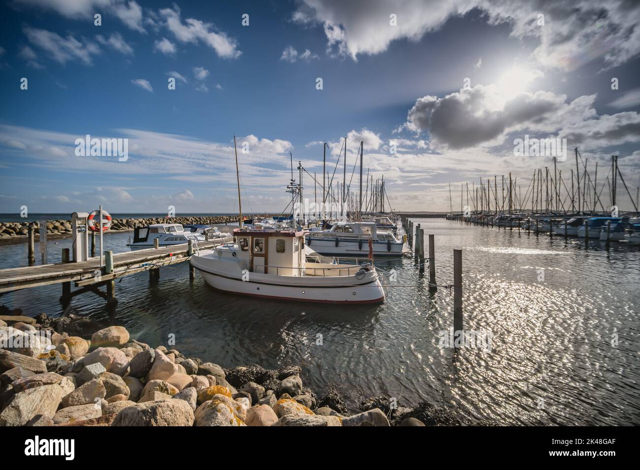 Port de plaisance pour petits bateaux à Sonderborg sur ALS dans le sud du Danemark près de l'Allemagne Banque D'Images