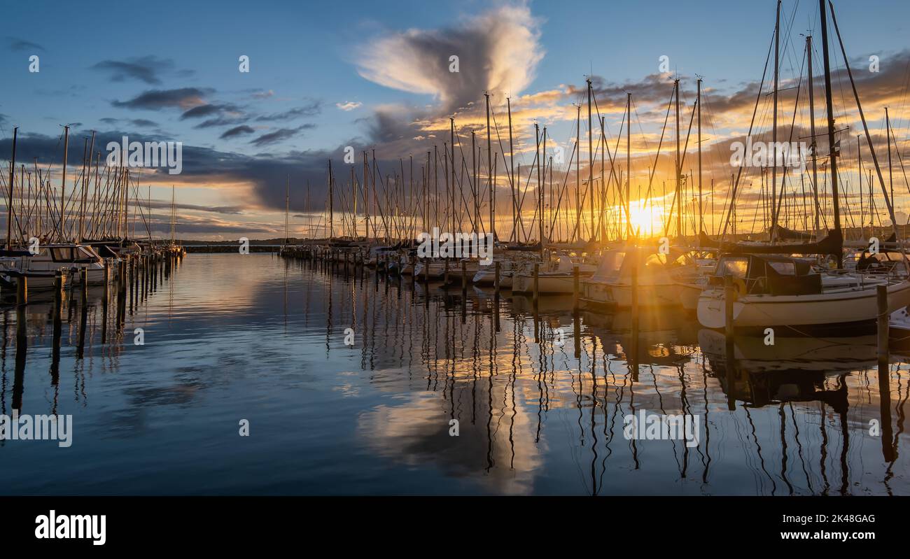 Port de plaisance pour petits bateaux à Sonderborg sur ALS dans le sud du Danemark près de l'Allemagne Banque D'Images