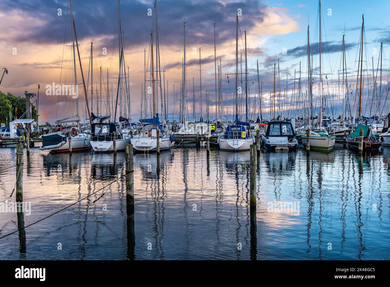 Port de plaisance pour petits bateaux à Sonderborg sur ALS dans le sud du Danemark près de l'Allemagne Banque D'Images