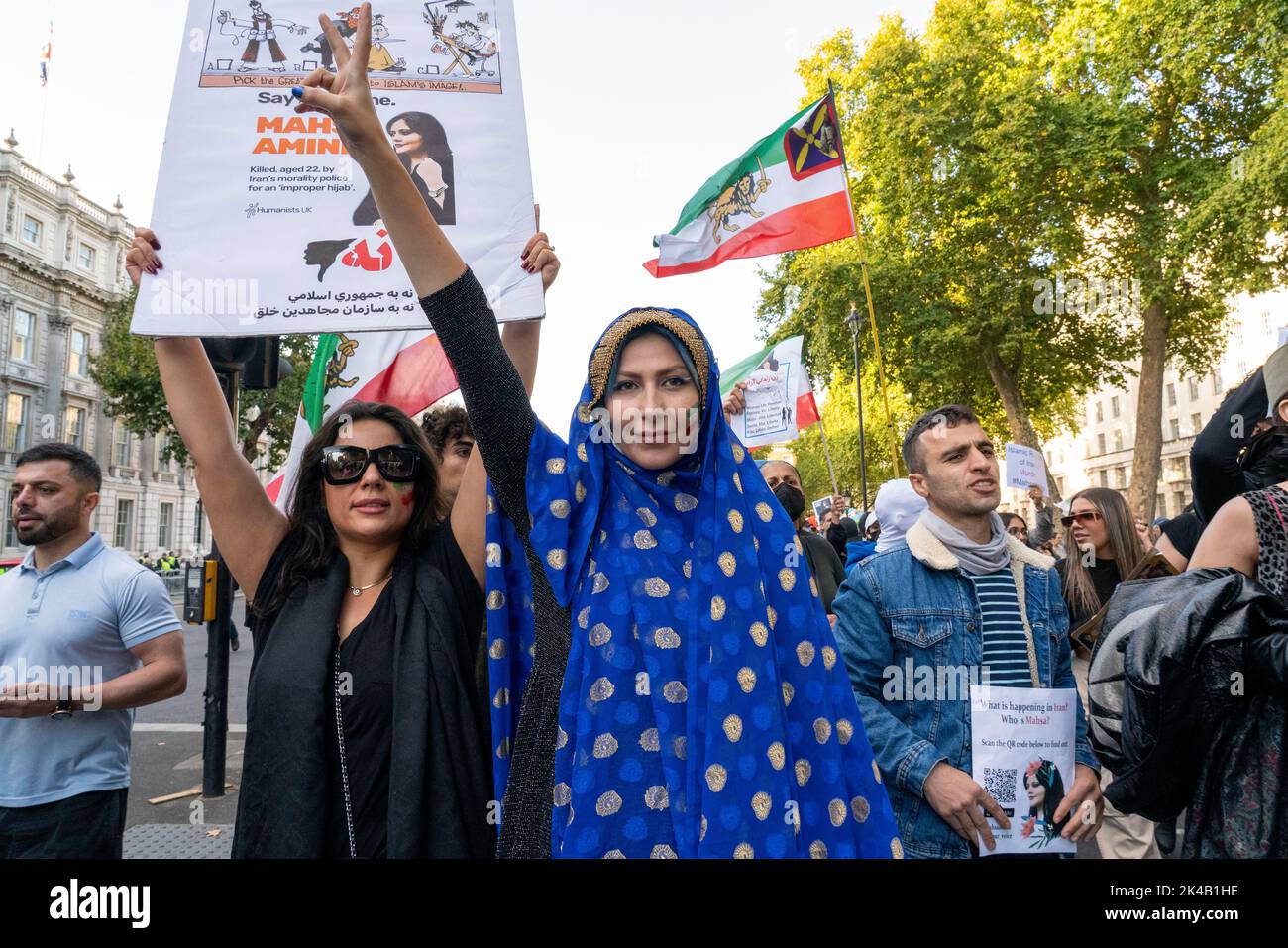 Trafalgar Square, Londres, Royaume-Uni. 1st octobre 2022. Des milliers de diasporas iraniennes se sont rassemblées sur Trafalgar Square pour protester contre la mort de Mahsa Amini, prétendument en détention provisoire. Crédit : Natasha Quarmby/Alay Live News Banque D'Images