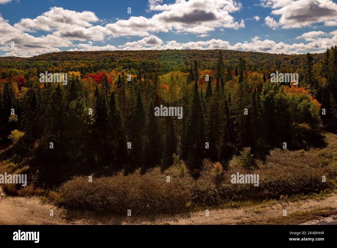 Photos panoramiques du parc provincial Arrowhead. Reconnaissance de la nature canadienne Banque D'Images
