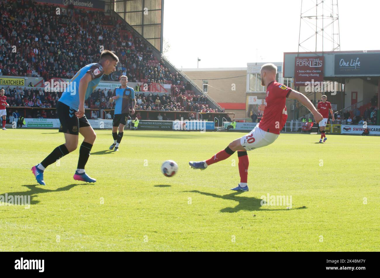 Swindon Town / Northampton Town, au County Ground Swindon. Un jeu à la maison pour Swindon malgré la perte de 2,1. (Terry Scott/SPP) crédit : SPP Sport Press photo. /Alamy Live News Banque D'Images