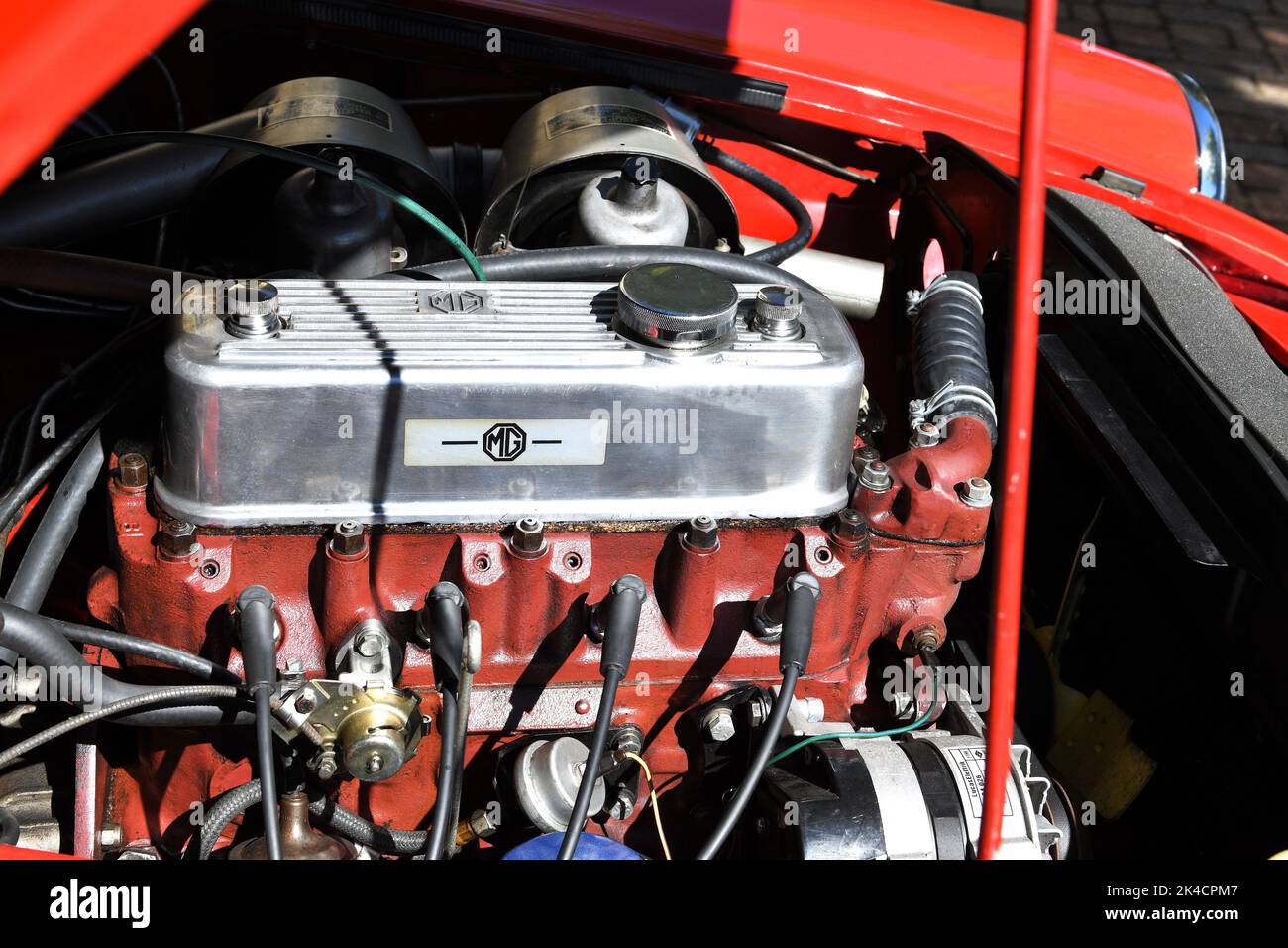 MOTEUR mg 4 cylindres. Banque D'Images