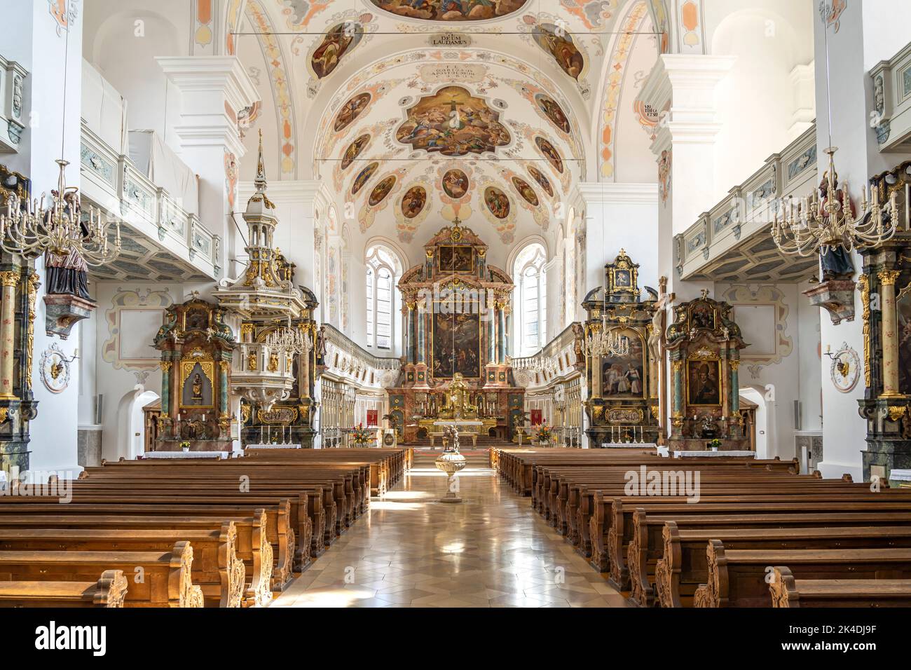 Innenraum der Basilika St. Peter in Dillingen an der Donau, Bayern, Allemagne | Basilique de STS. Peter et Paul Interior, Dillingen an der Donau, B Banque D'Images