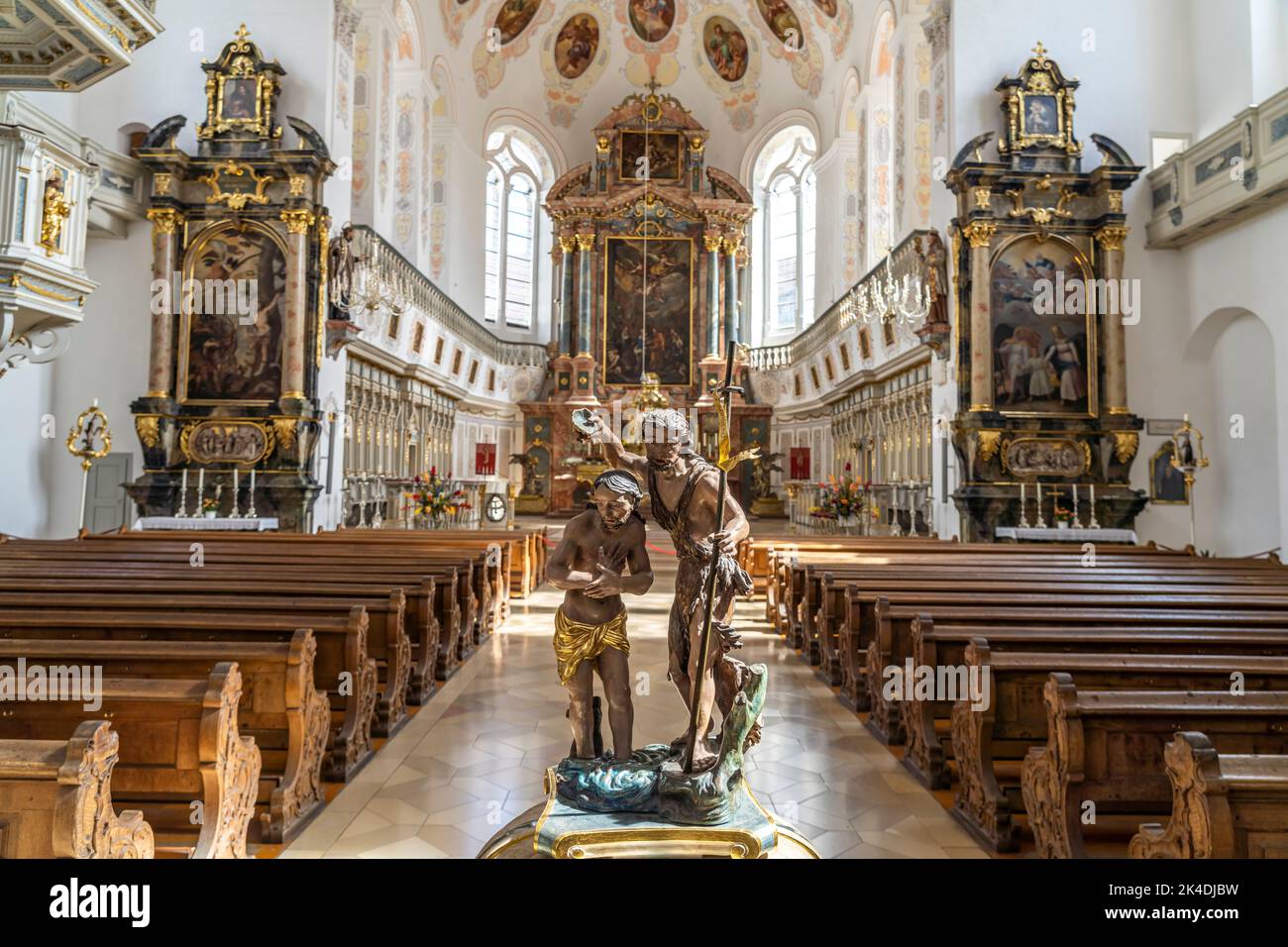 Innenraum der Basilika St. Peter in Dillingen an der Donau, Bayern, Allemagne | Basilique de STS. Peter et Paul Interior, Dillingen an der Donau, B Banque D'Images