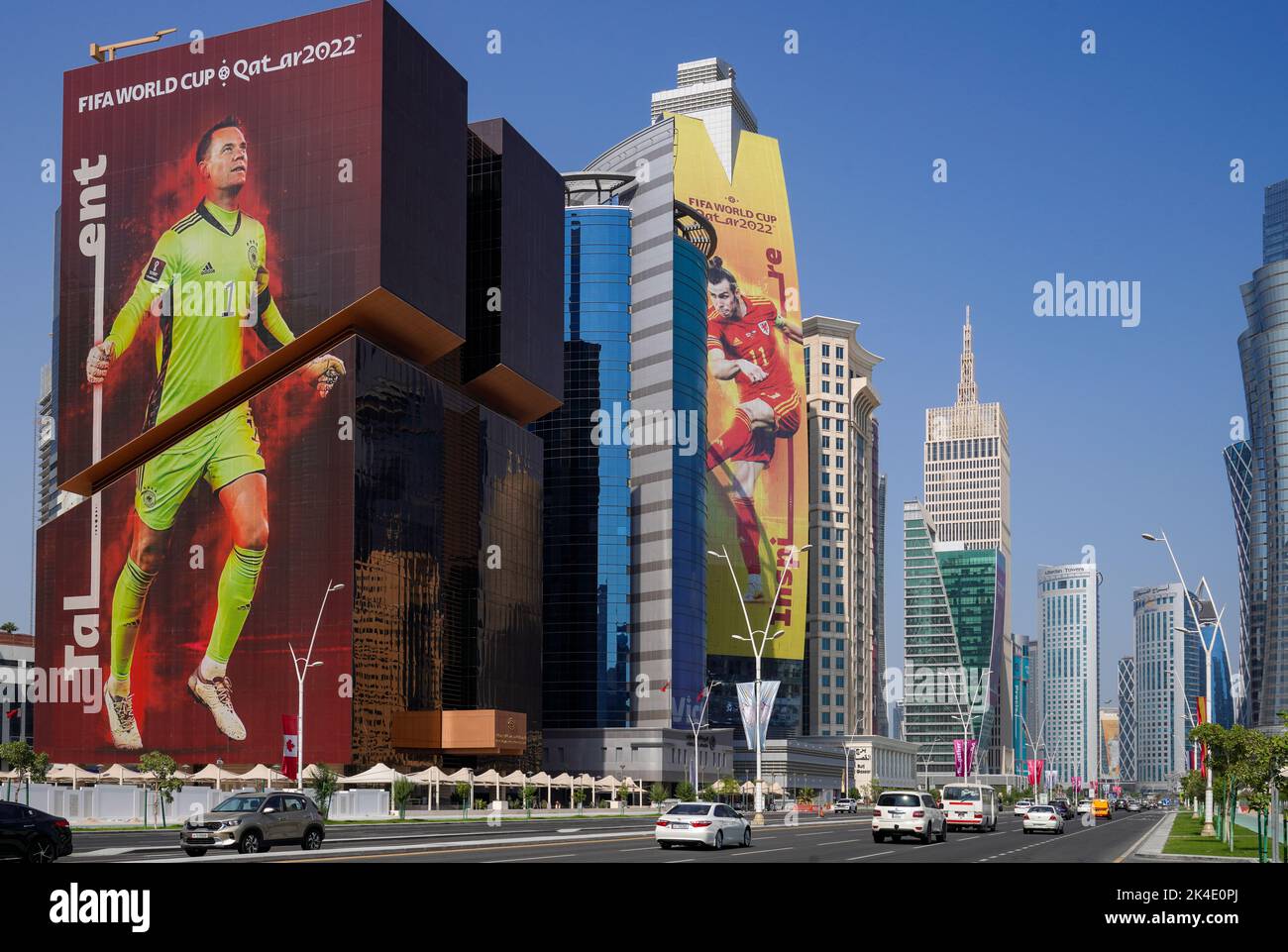 La ligne aérienne de Doha en avance sur la coupe du monde de la FIFA, Qatar 2022 Banque D'Images