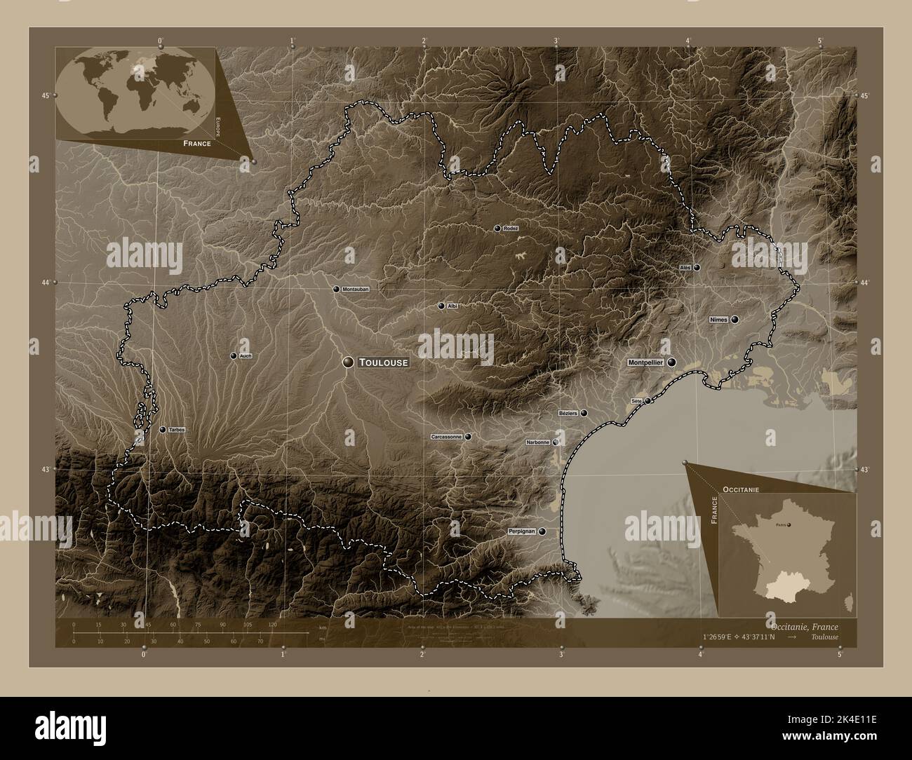 Occitanie, région de France. Carte d'altitude colorée en tons sépia avec lacs et rivières. Lieux et noms des principales villes de la région. Angle aux Banque D'Images