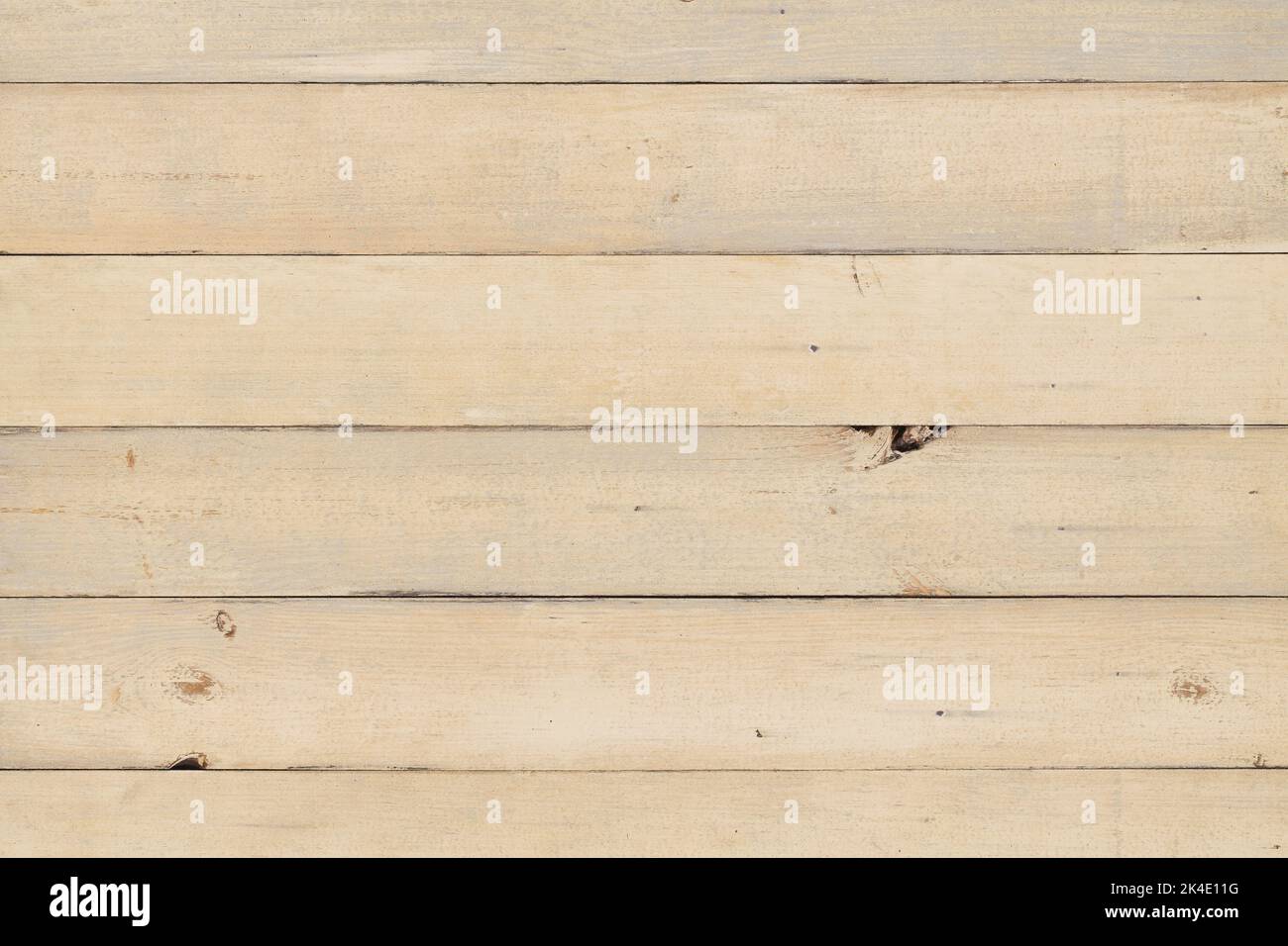 Table en bois clair. Close up de table en bois rustique Banque D'Images