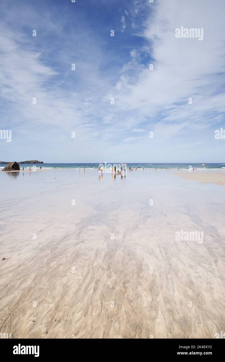 Lusty Glaze - une plage privée étonnamment pittoresque, isolée, avec restaurant en bord de mer et hébergement dans le nord de Cornouailles (Angleterre, Royaume-Uni) Banque D'Images