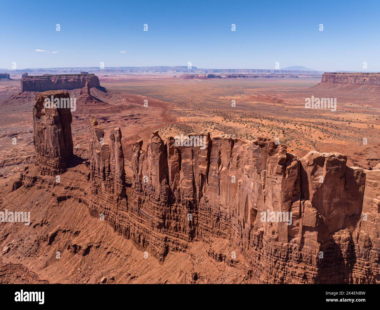 Castle Rock au parc tribal de Monument Valley Navajo en Arizona, États-Unis. Banque D'Images