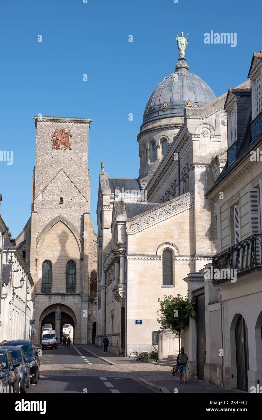 Basilique Saint-Martin et Tour Charlemagne, Tours Banque D'Images