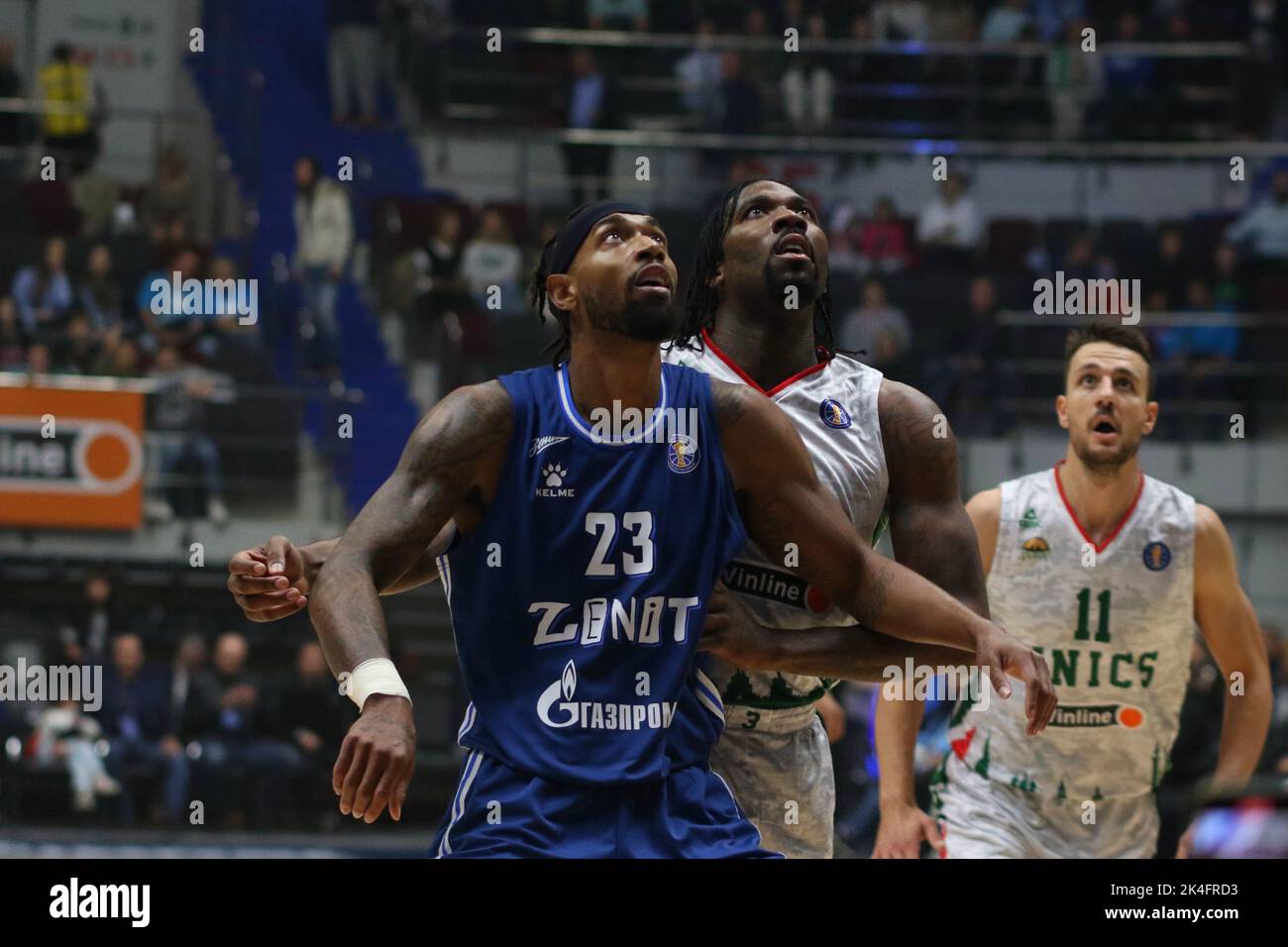 Saint-Pétersbourg, Russie. 02nd octobre 2022. Richard Solomon (No.23) de Zenit en action pendant le match de basket-ball de la VTB United League entre Zenit et LES CINU à Sibur Arena. Score final; Zenit 79:82 UNICS. (Photo de Maksim Konstantinov/SOPA Images/Sipa USA) crédit: SIPA USA/Alay Live News Banque D'Images