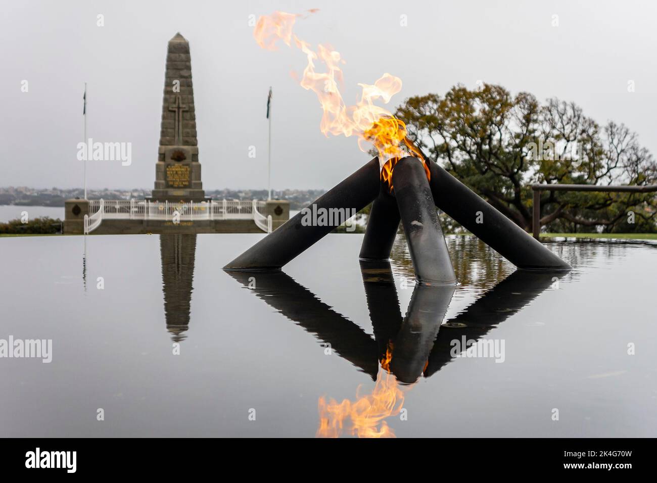 PERTH, Australie occidentale - 15 JUILLET 2018 : détail de la flamme éternelle près du State War Memorial à Kings Park à Perth, Australie occidentale Banque D'Images