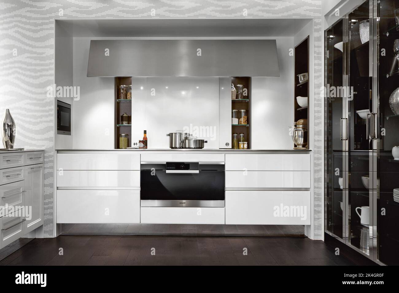 Intérieur moderne de style kithcen de luxe dans un style minimaliste Banque D'Images