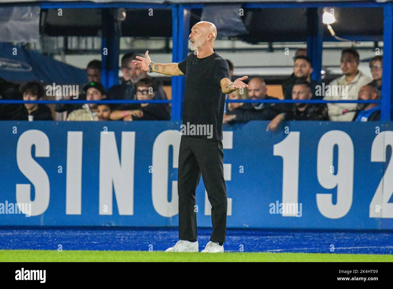 1 octobre 2022, Empoli, Italie: Empoli, Italie, Carlo Castellani stade, 01 octobre 2022, entraîneur en chef de Milan Stefano Pioli pendant Empoli FC vs AC Milan - football italien série A match. (Image de crédit : © Fabio Fagiolini/LPS via ZUMA Press Wire) Banque D'Images