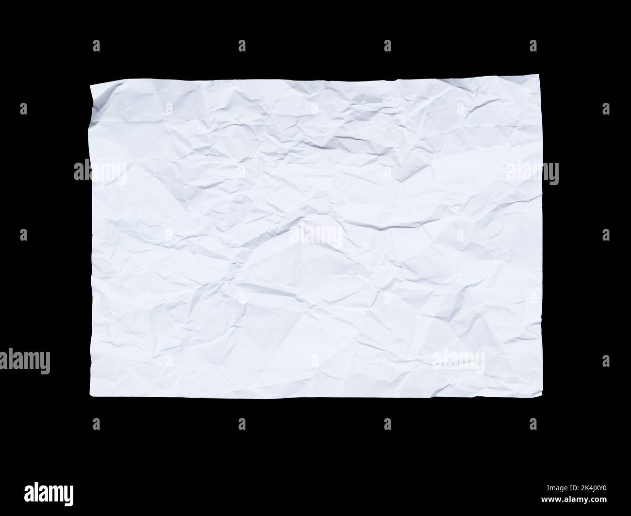 Texture de l'affiche papier froissée et froissée isolée sur fond noir Banque D'Images