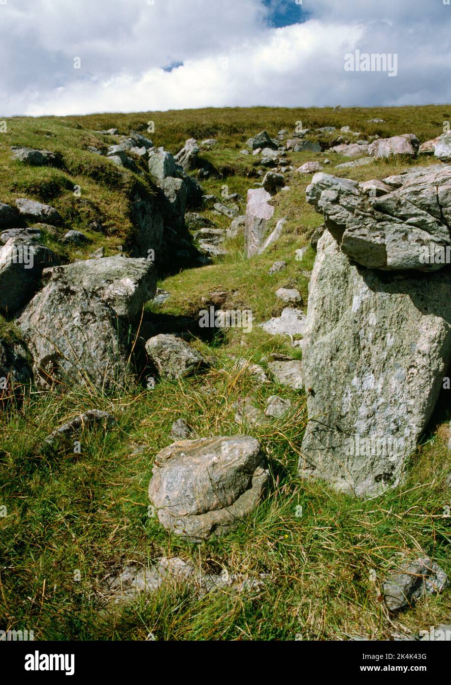 Bunzie House, Pettigarths Field Settlement, Whalsay, Shetland. Entrée au bâtiment néolithique. Banque D'Images