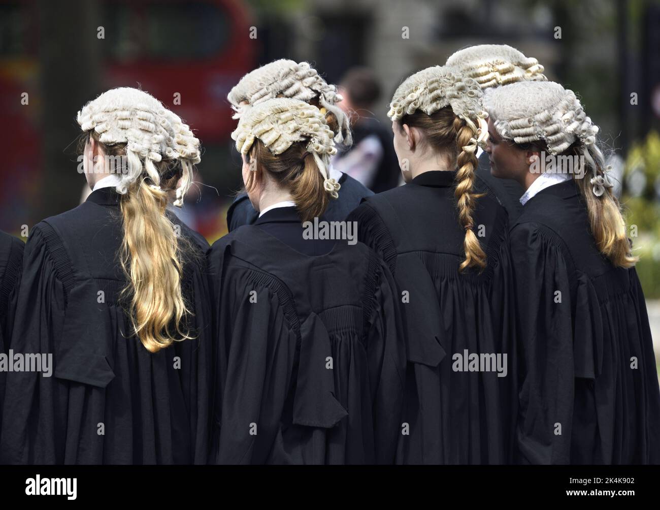 Londres, Angleterre, Royaume-Uni. De jeunes avocats protestant à Londres - début d'une grève contre les coupures à l'aide juridique, juillet 2022 Banque D'Images