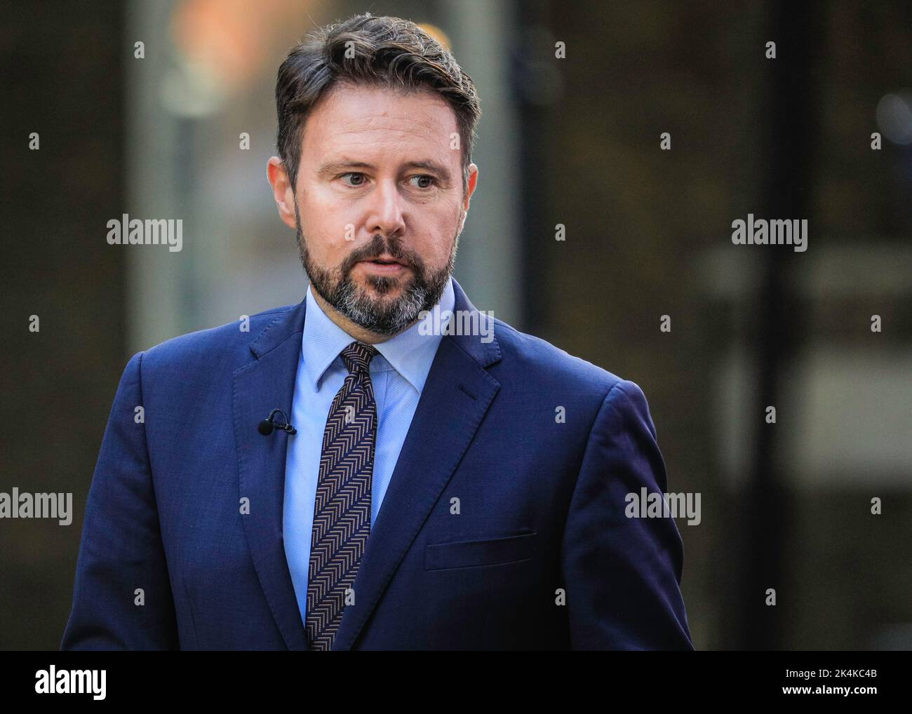 John Kay, présentateur et animateur de l'actualité du petit déjeuner de la BBC, journaliste, gros plan, journaliste à Westminster, Royaume-Uni Banque D'Images