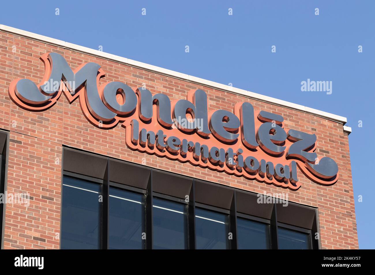 Chicago - Circa octobre 2022 : siège international de Mondelez. Mondelez est l'aliment de collation de Kraft Foods. Banque D'Images