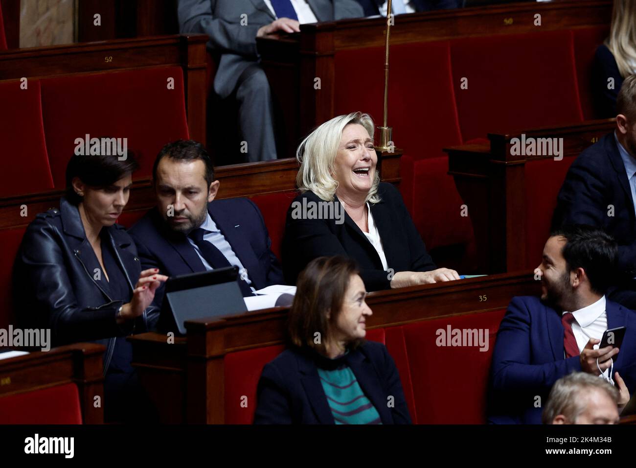 Marine Le Pen Peut-elle Gagner En 2022 Marine le Pen, membre du Parlement et président du groupe parlementaire