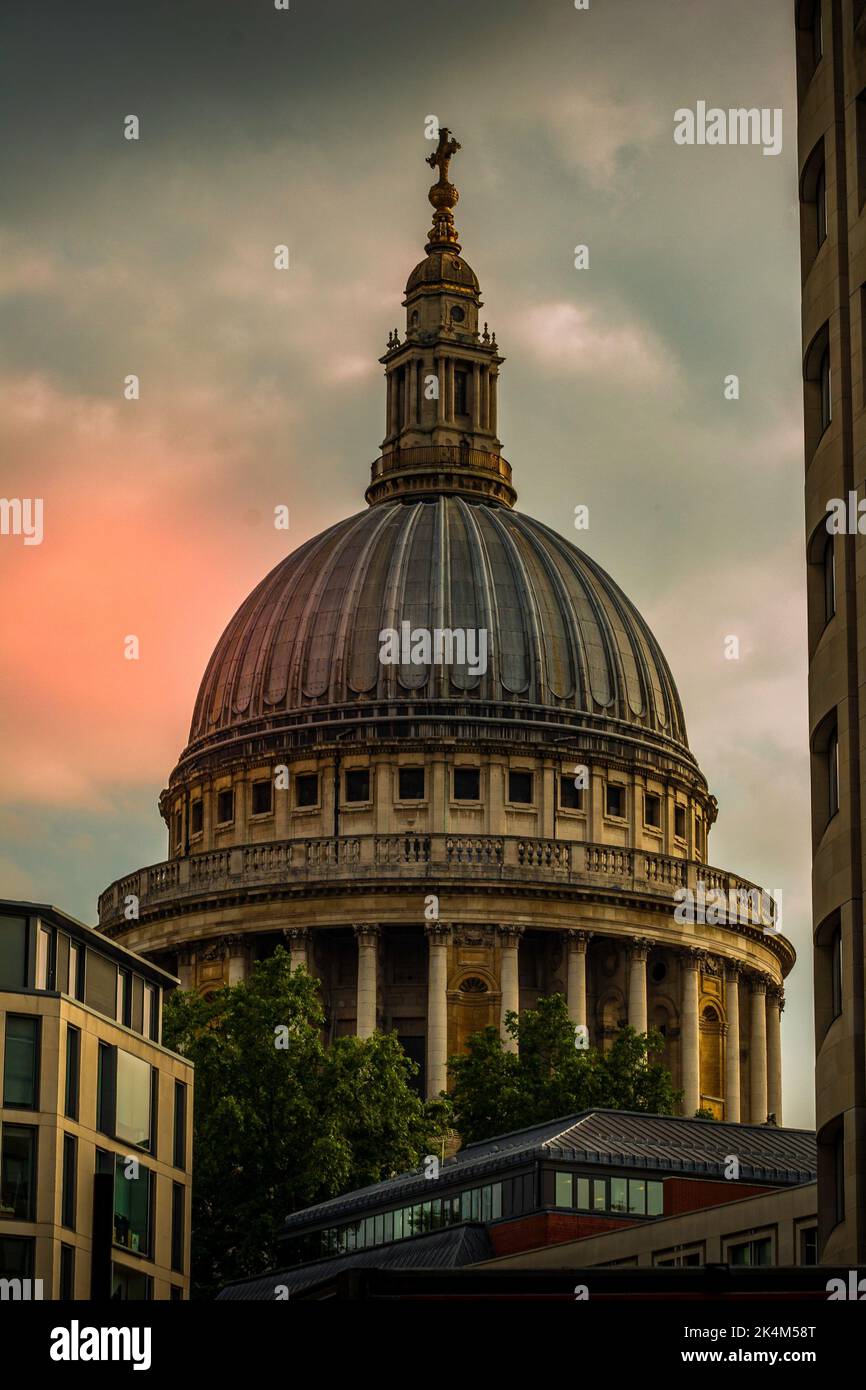 Un gros plan de l'église de la cathédrale Saint-Paul-l'Apôtre Banque D'Images
