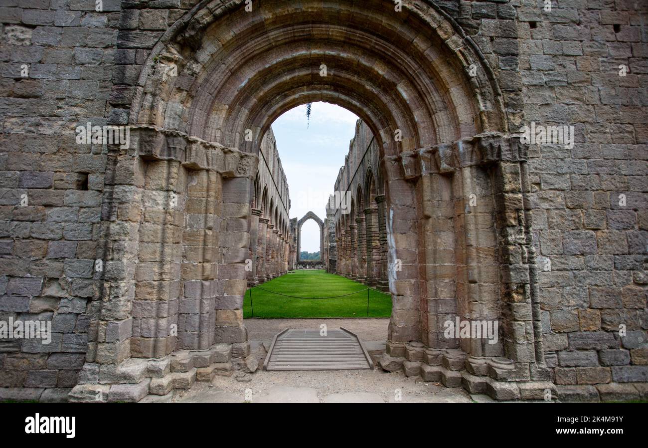 Fountains Abbey et Studley Royal Water Gardens Yorkshire Banque D'Images