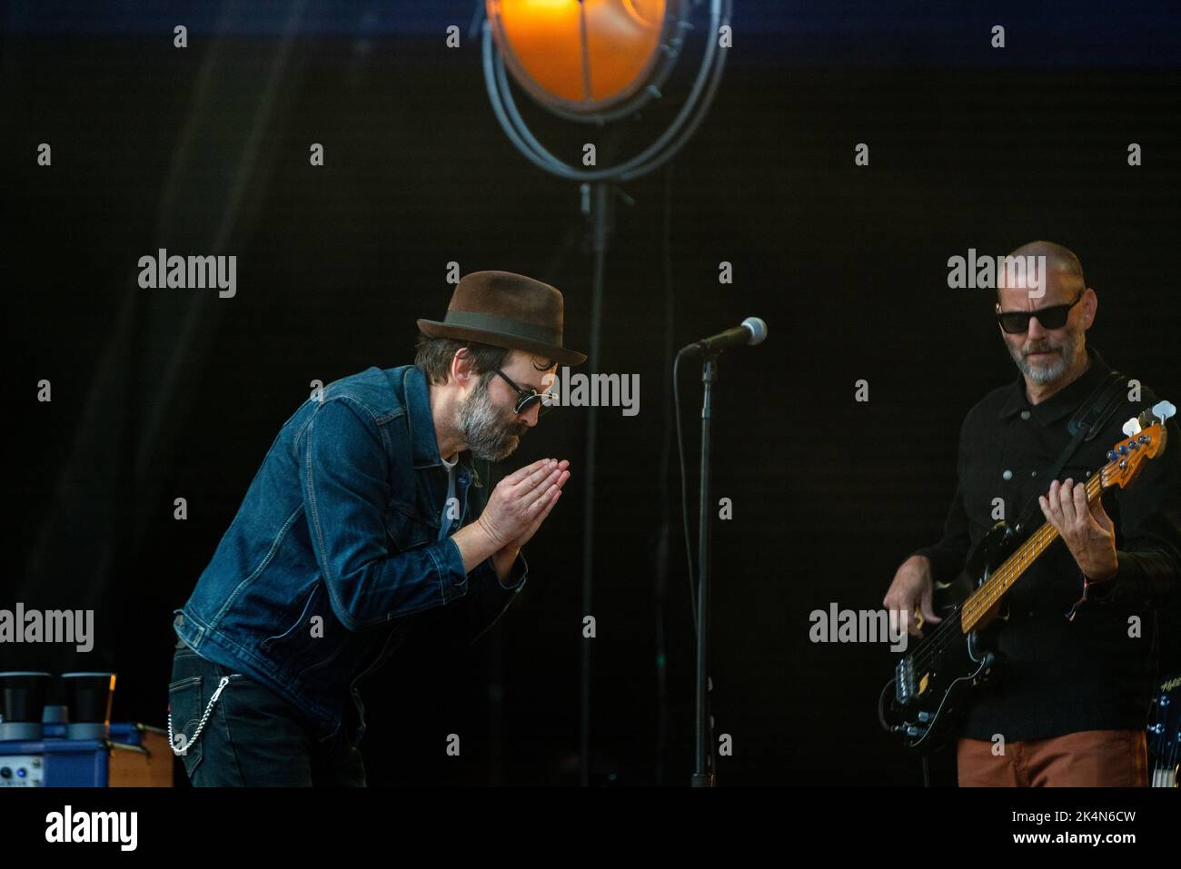 CONCERT D'EELS 2019 : Mark Everett (M.E.) d'Eels joue la Mountain Stage au Green Man Festival 2019 à Brecon, pays de Galles, Royaume-Uni. Crédit photo : Rob Watkins Banque D'Images