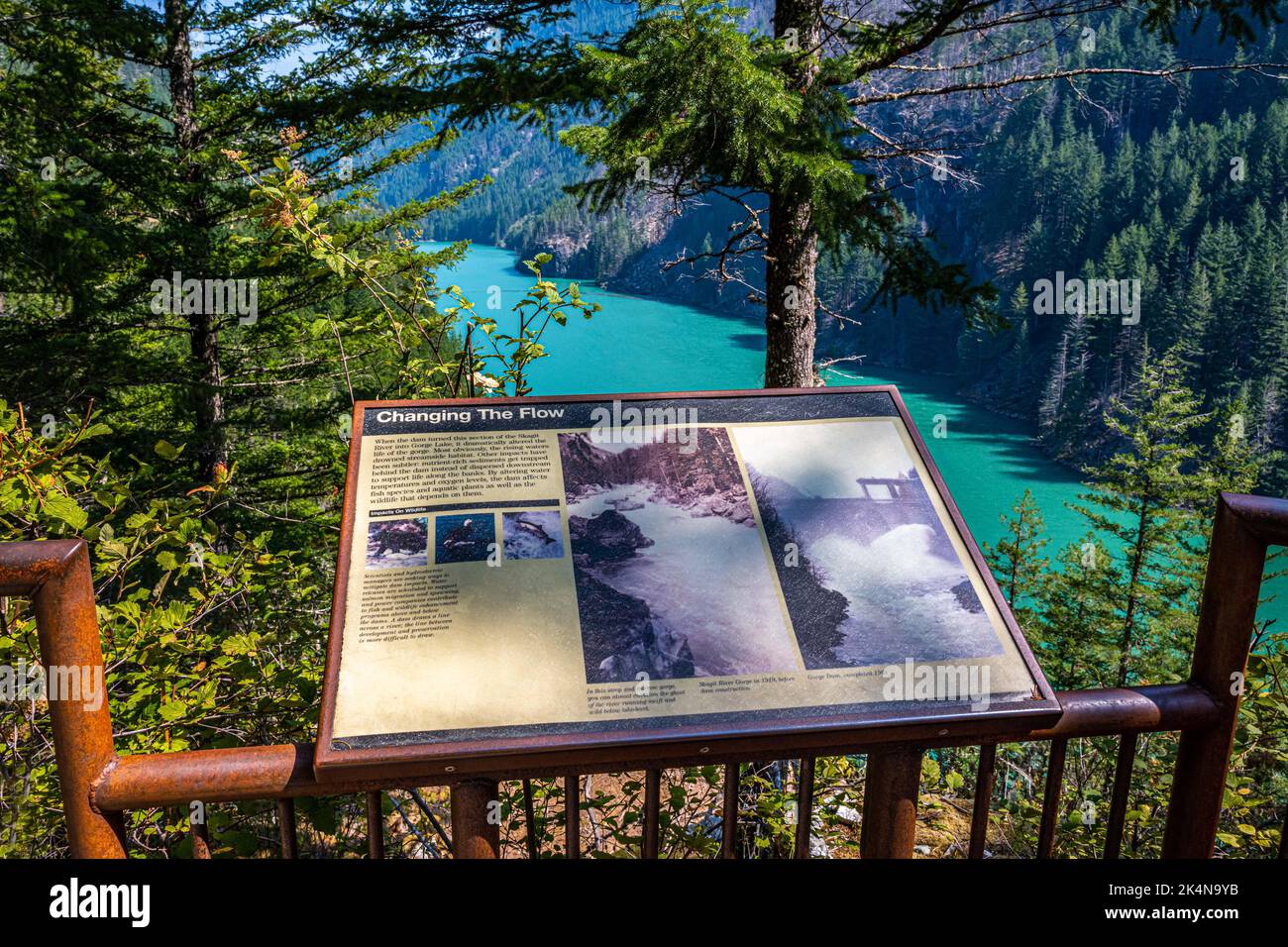 Un tableau de description de l'effet du barrage dans la région de North CA Banque D'Images