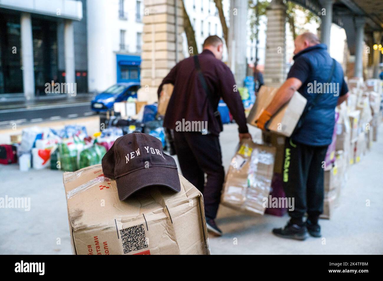 Départ et arrivée des marchandises en provenance et à destination de l'Ukraine, au boulevard Vincent Auriol, gare de Chevaleret, à Paris, France, sur 2 octobre, 2022. Photo de Patricia Huchot-Boissier/ABACAPRESS.COM Banque D'Images
