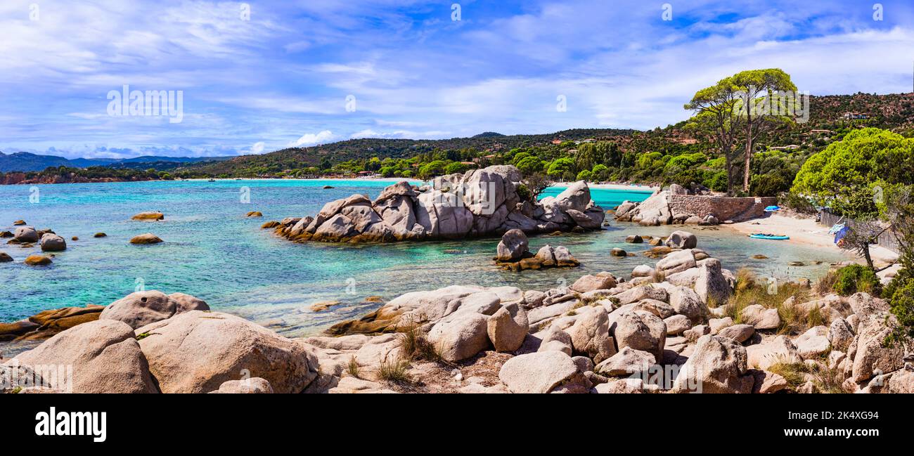 Les meilleures plages de l'île de Corse - magnifique paysage Tamaricciu avec des formations rocheuses et des eaux turquoise cristal. Mer tropicale landsape Banque D'Images