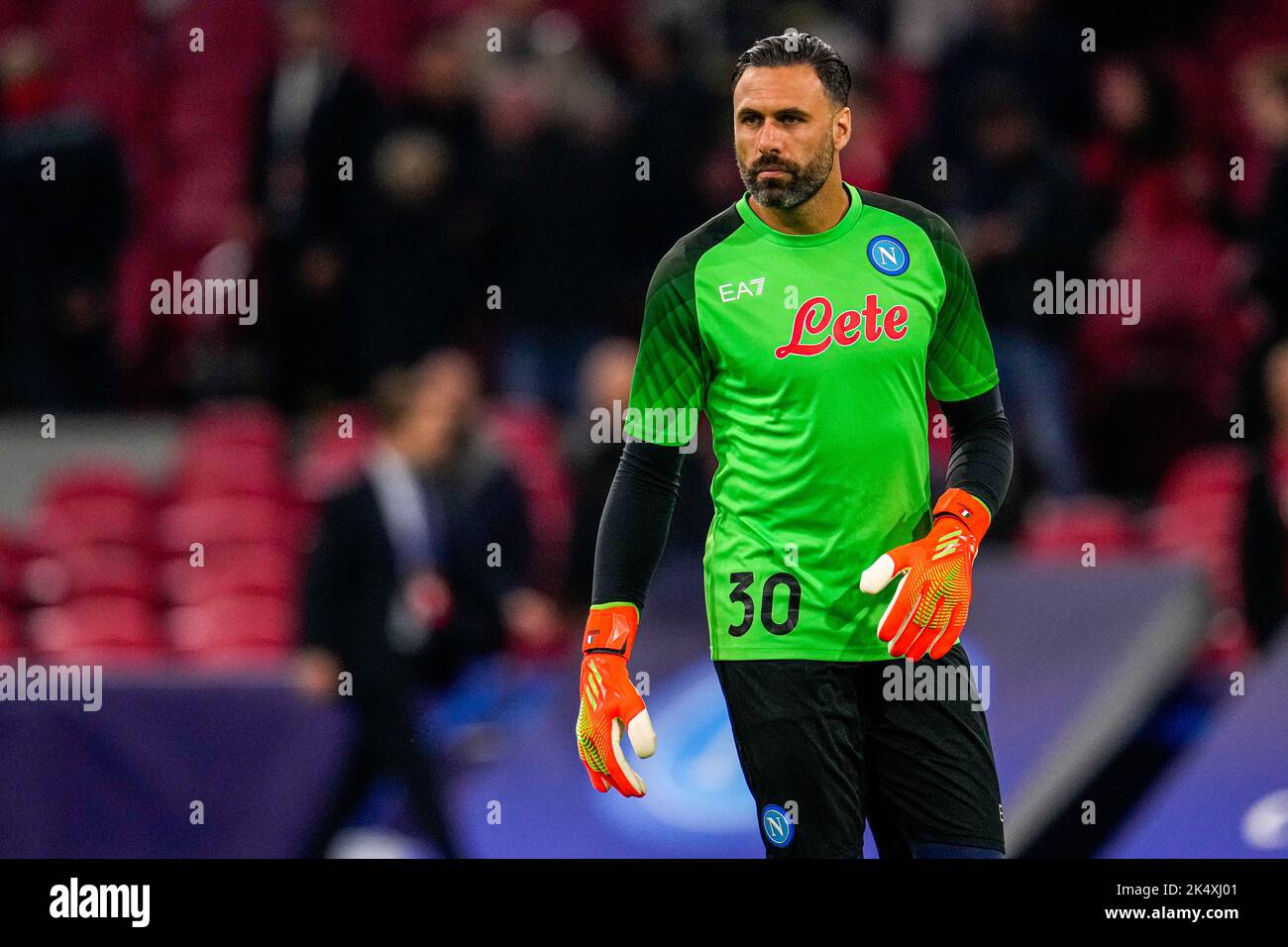 AMSTERDAM, PAYS-BAS - OCTOBRE 4: Gardien de but Salvatore Sirigu de Naples avant le match de la Ligue des champions de l'UEFA entre Ajax et Naples à l'arène Johan Cruijff sur 4 octobre 2022 à Amsterdam, pays-Bas (photo de Patrick Goosen/Orange Pictures) crédit: Orange pics BV/Alay Live News Banque D'Images