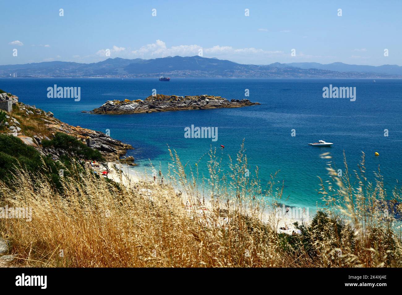 Playa de Nuestra Señora / Plage de Praia de Nuestra Senora sur les îles Cies, Galice, nord-ouest de l'Espagne. Banque D'Images