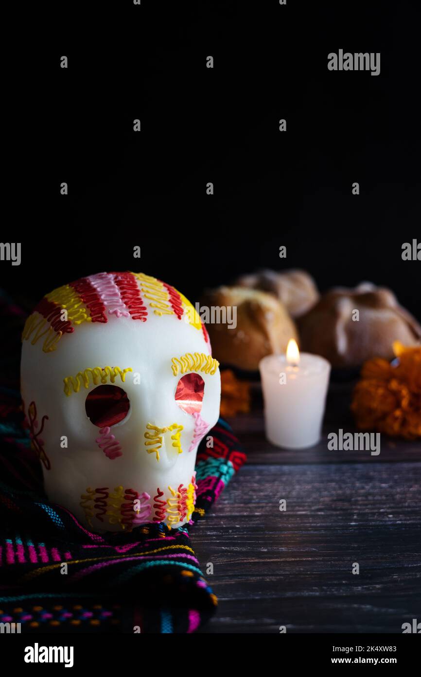 Crâne de sucre mexicain traditionnel pour le jour des morts au Mexique Banque D'Images