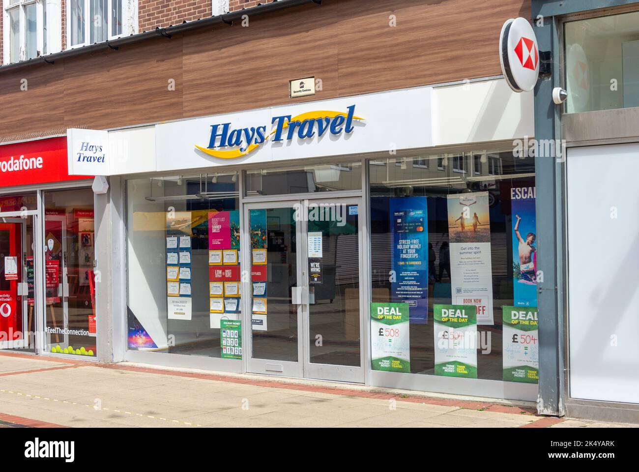 Hays Travel, Corporation Street, Corby, Northamptonshire, Angleterre, Royaume-Uni Banque D'Images