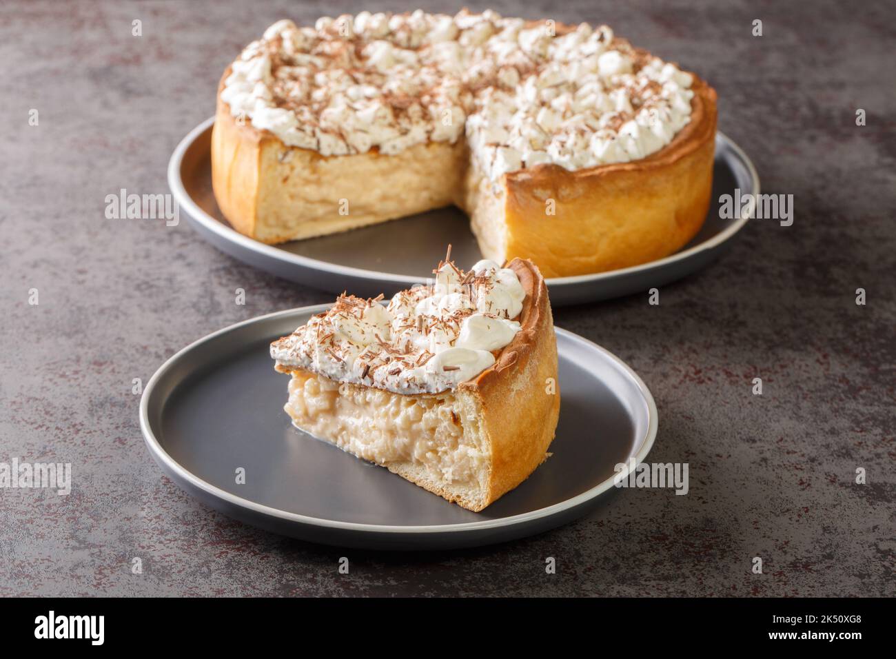 Tarte aux gâteaux de riz hollandais et belge avec crème fouettée et ...