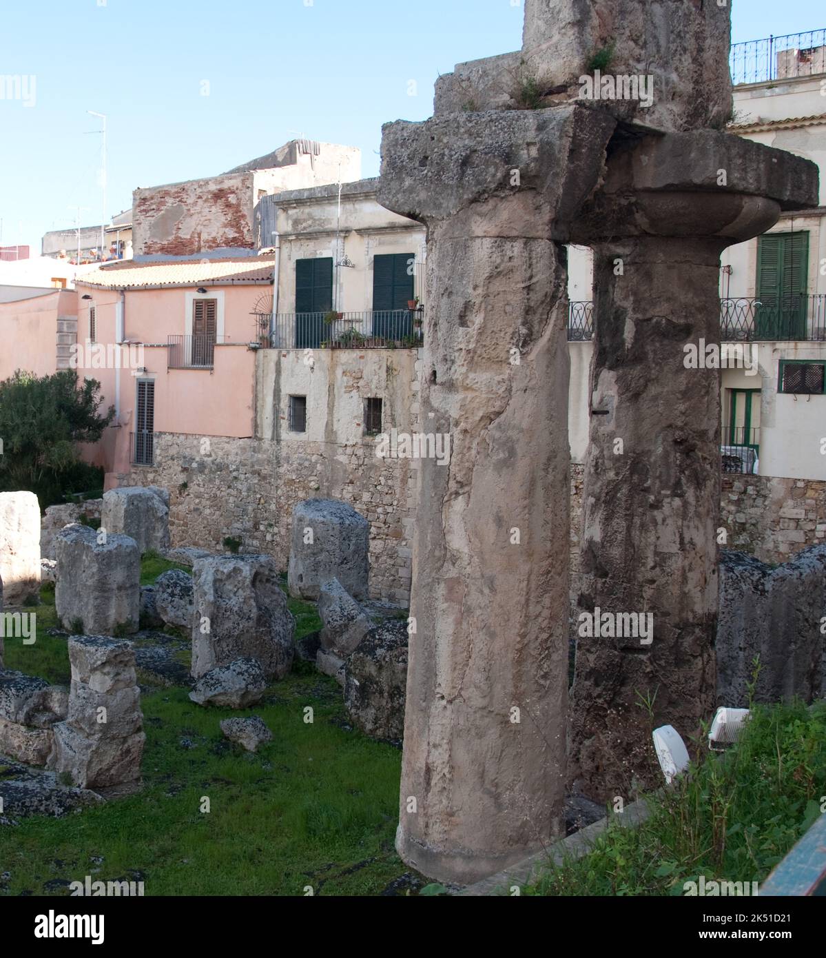 Vestiges du Temple d'Apollon, Ortigia, Syracuse (Syracuse), province de Syracuse (Syracuse), Sicile, Italie. Syracuse était un Colon grec très important Banque D'Images