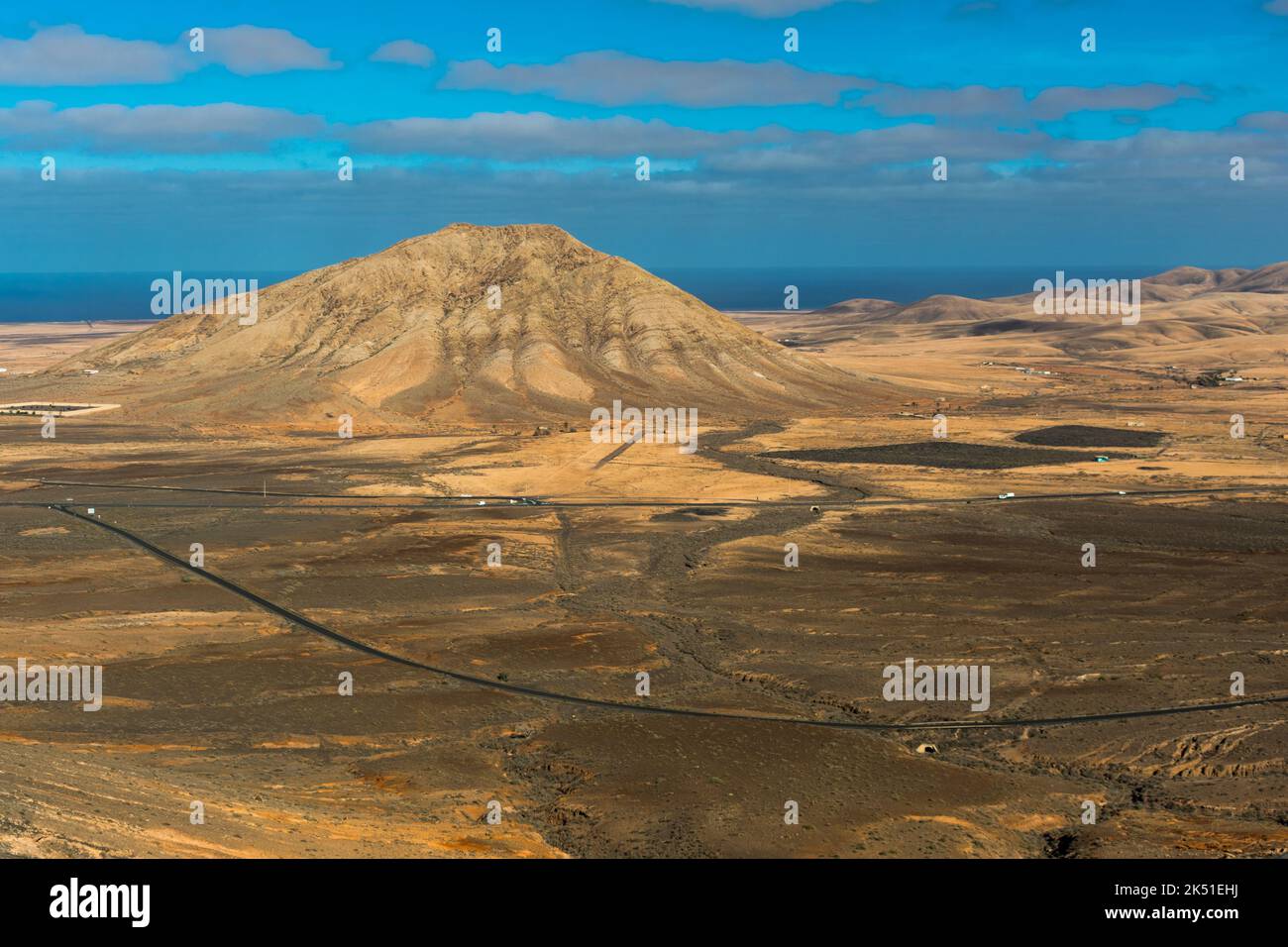 La montagne de Tindaya depuis Vallebròn vue panoramique, Fuerteventura Banque D'Images