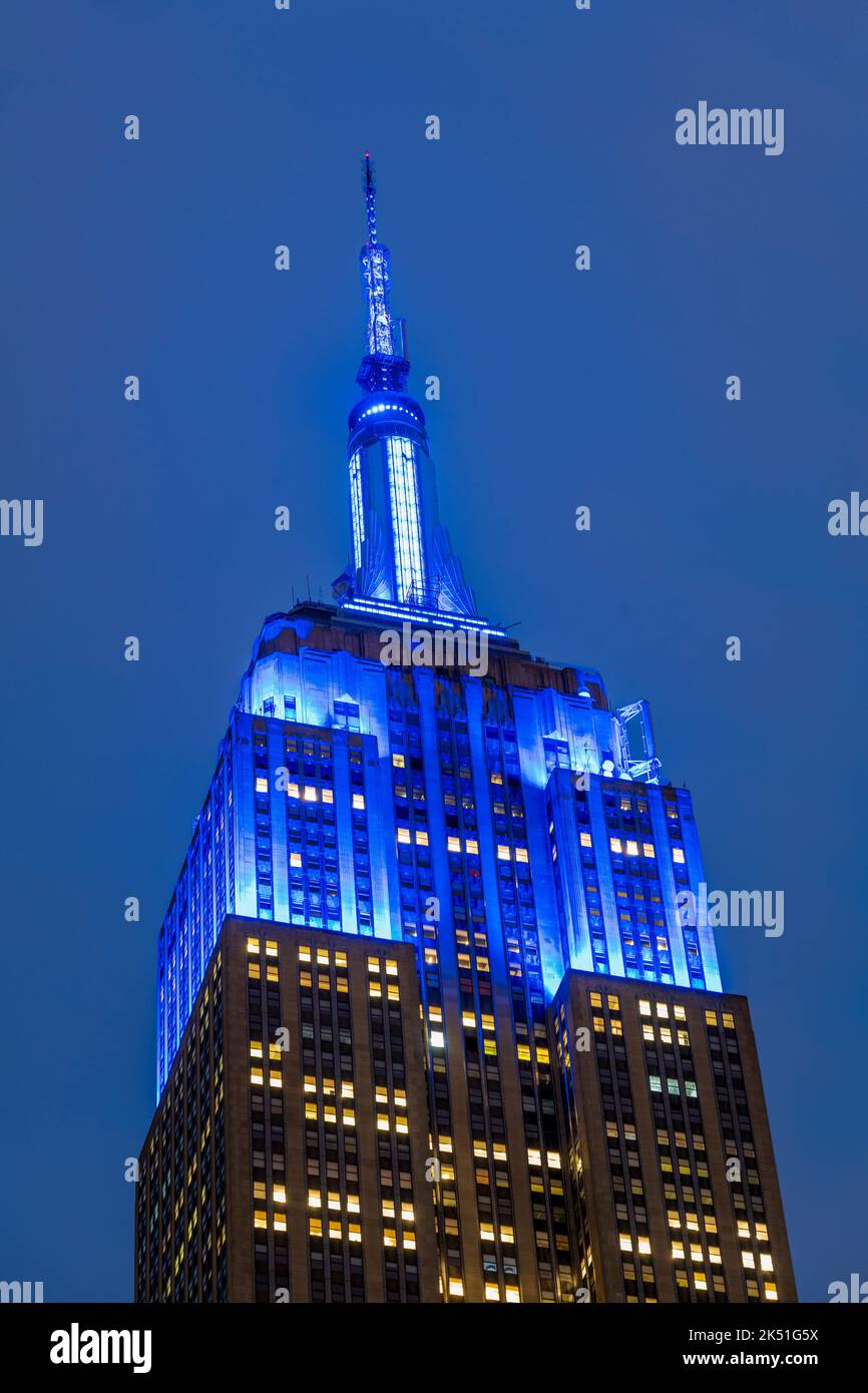 Vue nocturne de l'Empire State Building, Manhattan, New York, États-Unis Banque D'Images