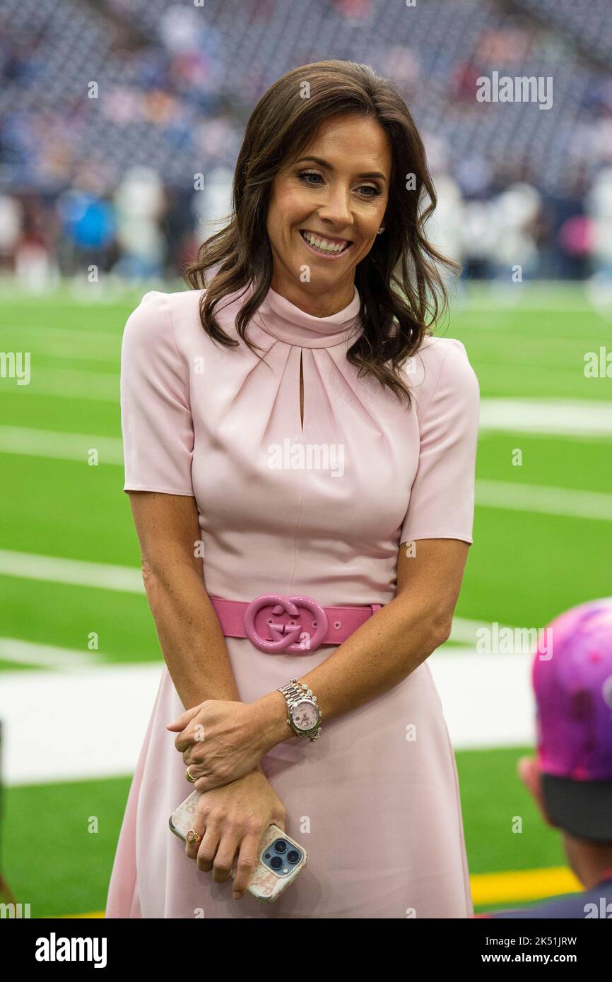 Hannah McNair avant le match de football de la NFL entre les Chargers de Los Angeles et les Texans de Houston dimanche, 2 octobre 2022, au parc NRG à Houston, Banque D'Images