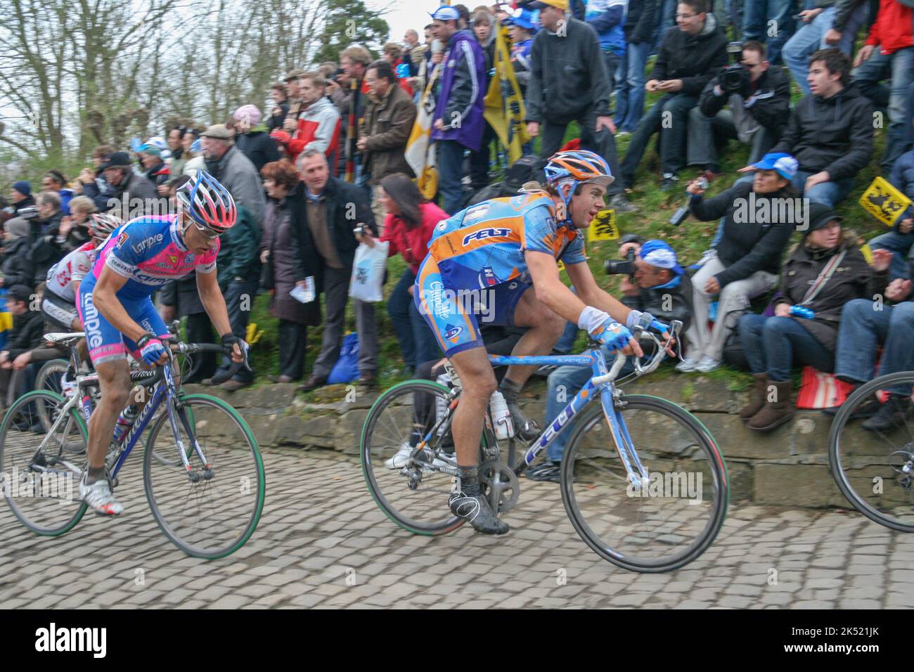 Le Tour de Flandre 2008, Belguim. Muur van Geraardsbergen. Banque D'Images