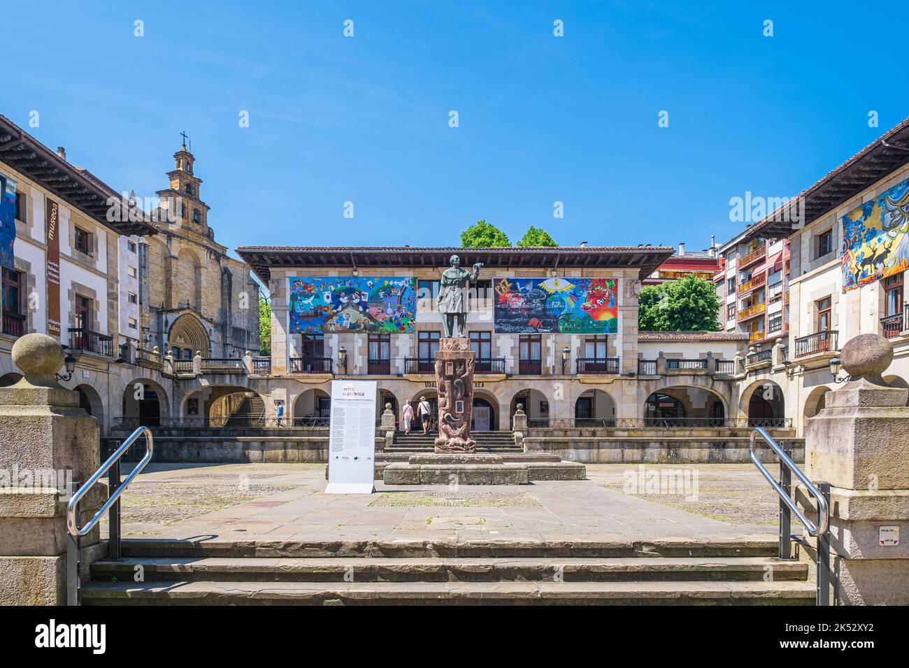 Espagne, province de Gascogne (Bizkaia), Guernica (ou Gernika-Lumo), arrêt sur le Camino del Norte, route de pèlerinage espagnol à Saint-Jacques-de-Compostelle, a U Banque D'Images