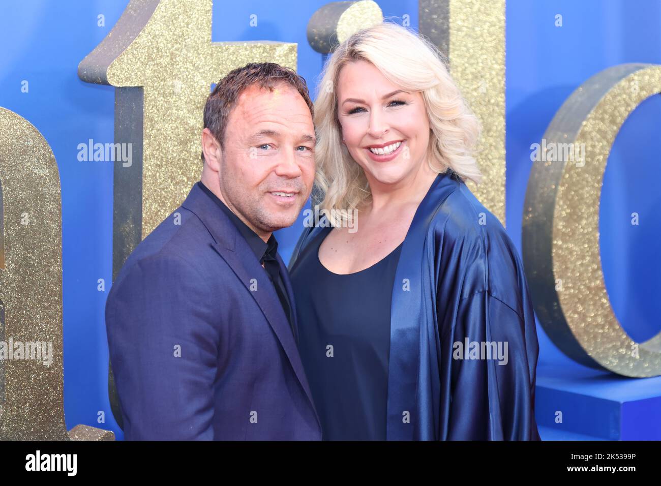 Stephen Graham, Cast and Filmmakers assistent à la première mondiale de Roald Dahls Matilda The musical, publiée par Sony Pictures dans les cinémas du Royaume-Uni Banque D'Images