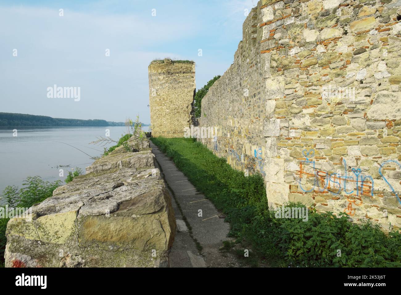 La forteresse de Smederevo est une ville médiévale fortifiée en Serbie Banque D'Images