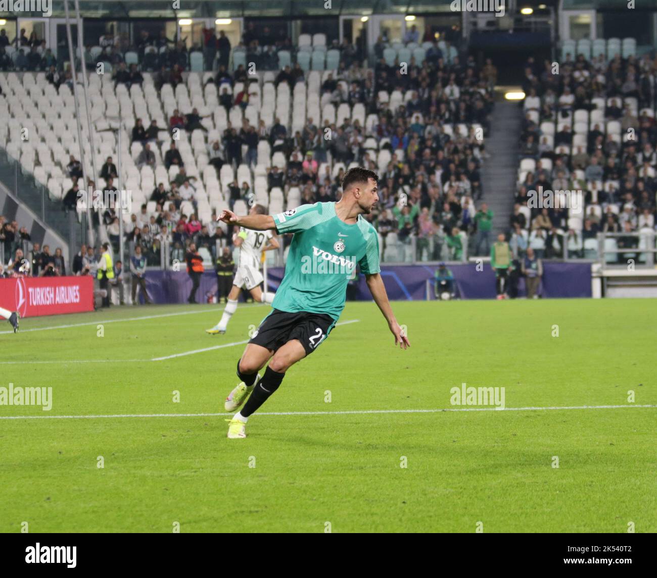 Turin, Italie. 05th octobre 2022. DIN David, de Maccabi Haifa, célèbre après un but lors du match de l'UEFA Champions League, Groupe H, Juventus FC et Maccabi Haifa, le 05 octobre 2022, au stade Allianz, Turin, Italie. Photo Nderim Kaceli crédit: Agence de photo indépendante/Alamy Live News Banque D'Images