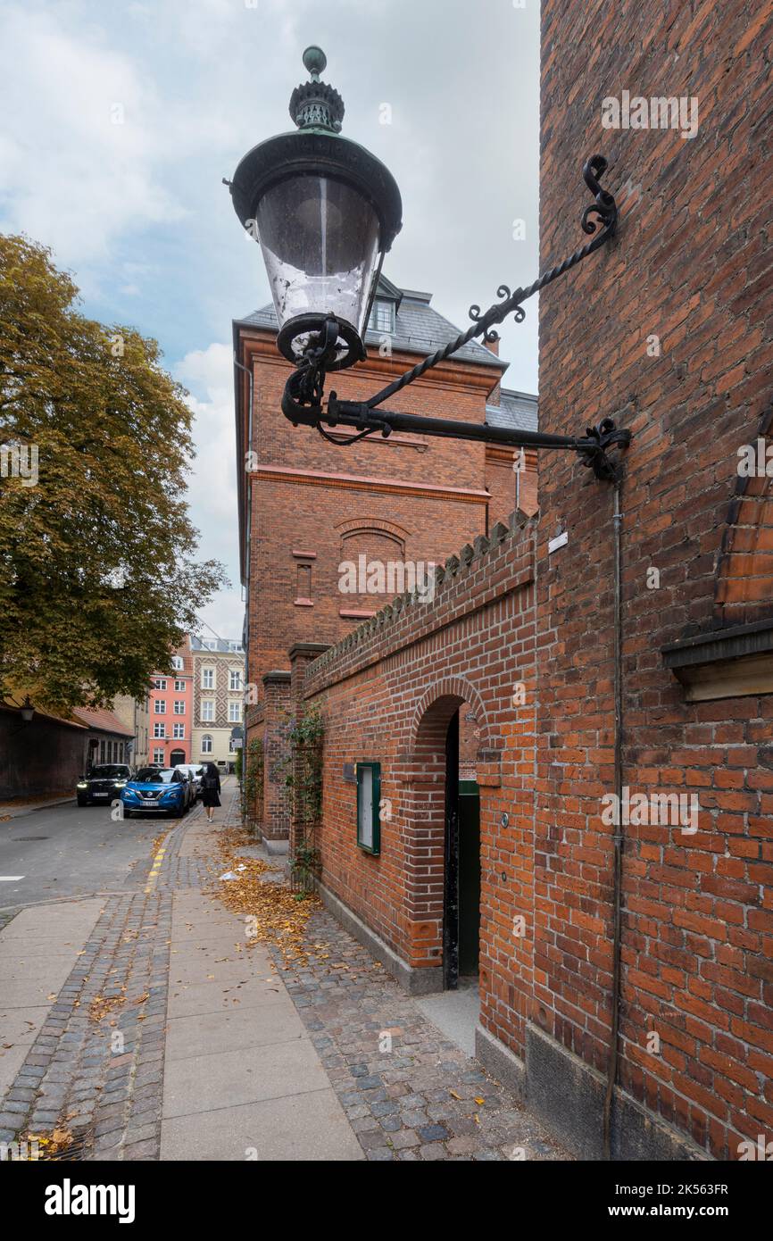 Copenhague, Danemark. Octobre 2022. Vue extérieure du bâtiment de l'école Sankt Petri dans le centre-ville Banque D'Images