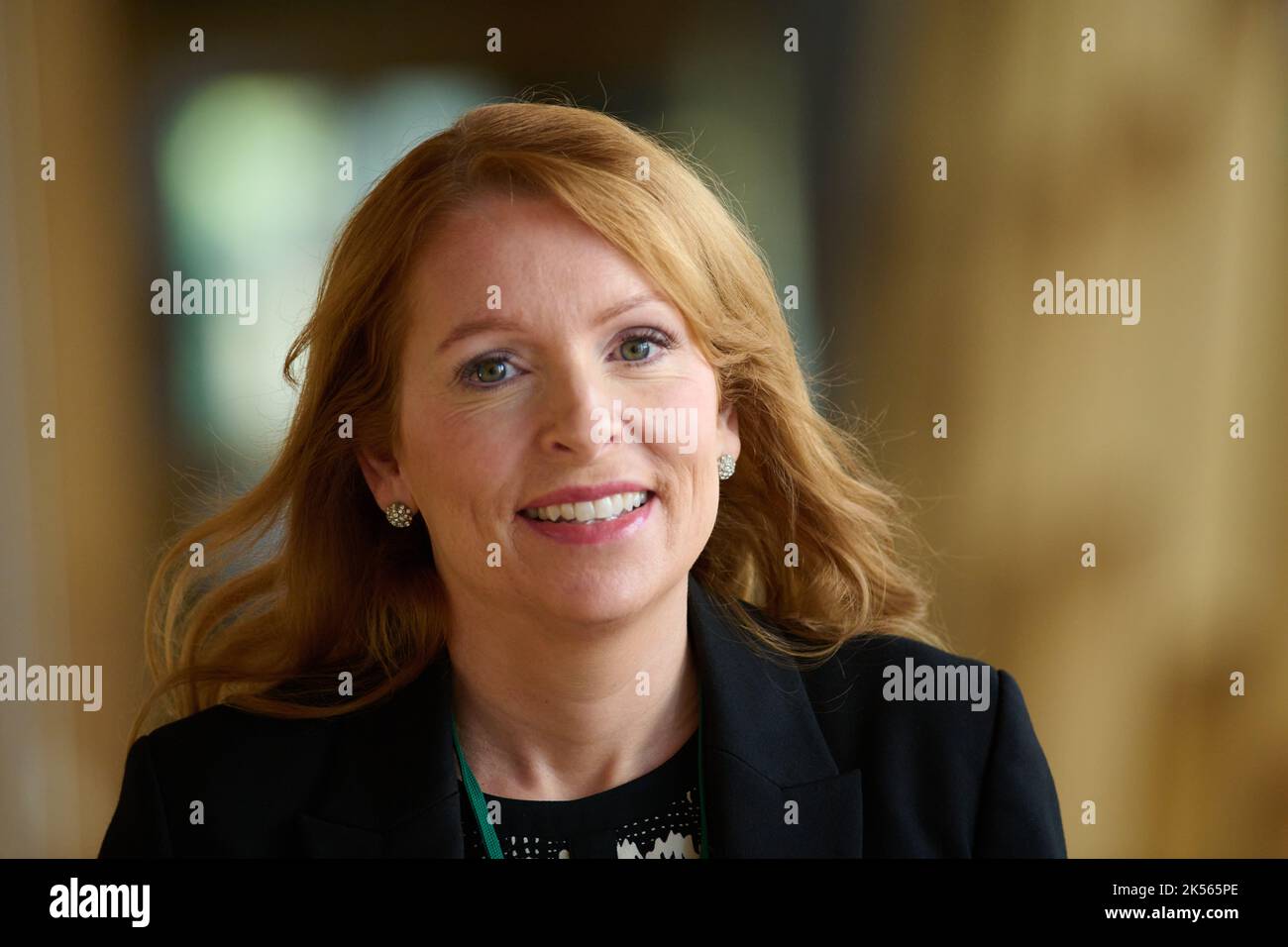 Edinburgh, Écosse, Royaume-Uni, 06 octobre 2022. Ash Regan arrive pour les questions des premiers ministres au Parlement écossais. Credit sst/alay Live news Banque D'Images